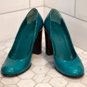 Gorgeous turquoise patent leather pumps Sz7